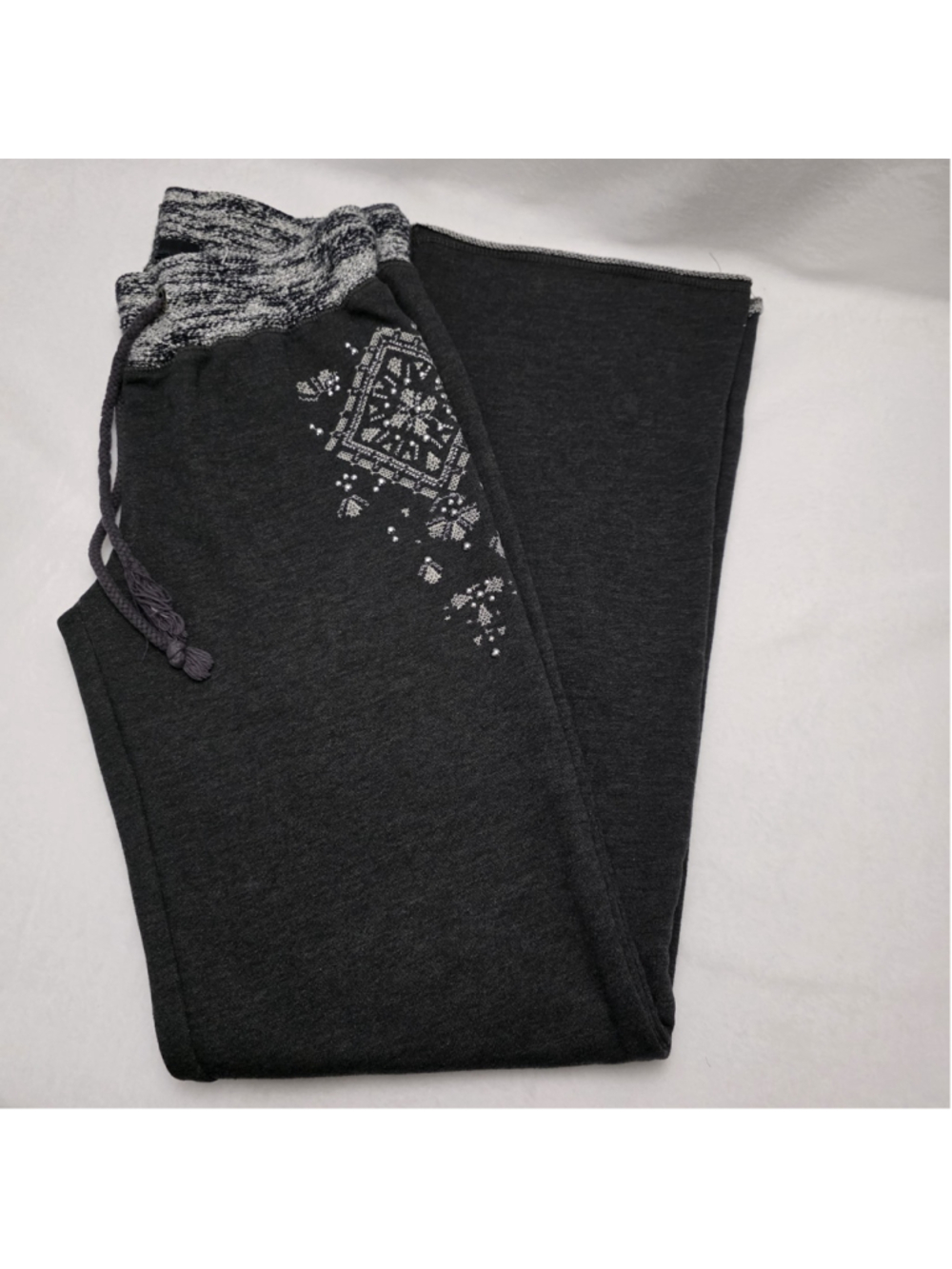 Miss Me Womens Sm Y2K Style READ Embroidered Beaded Lounge Sweat Pants Wide Leg